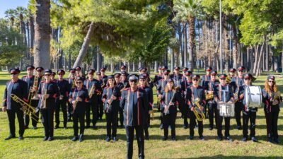 Tam 83 yıl önce kurulan İzmir Büyükşehir Belediyesi Bandosu; resmi