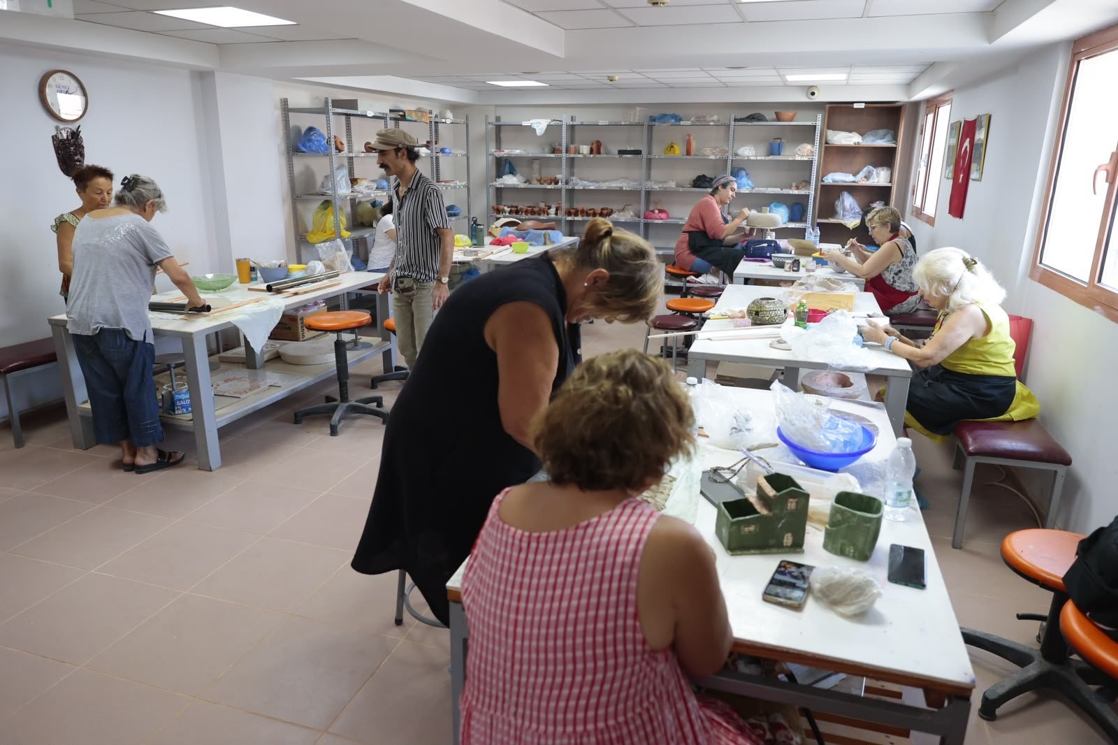Güzelyalı’da 7’den 77’ye sanat var