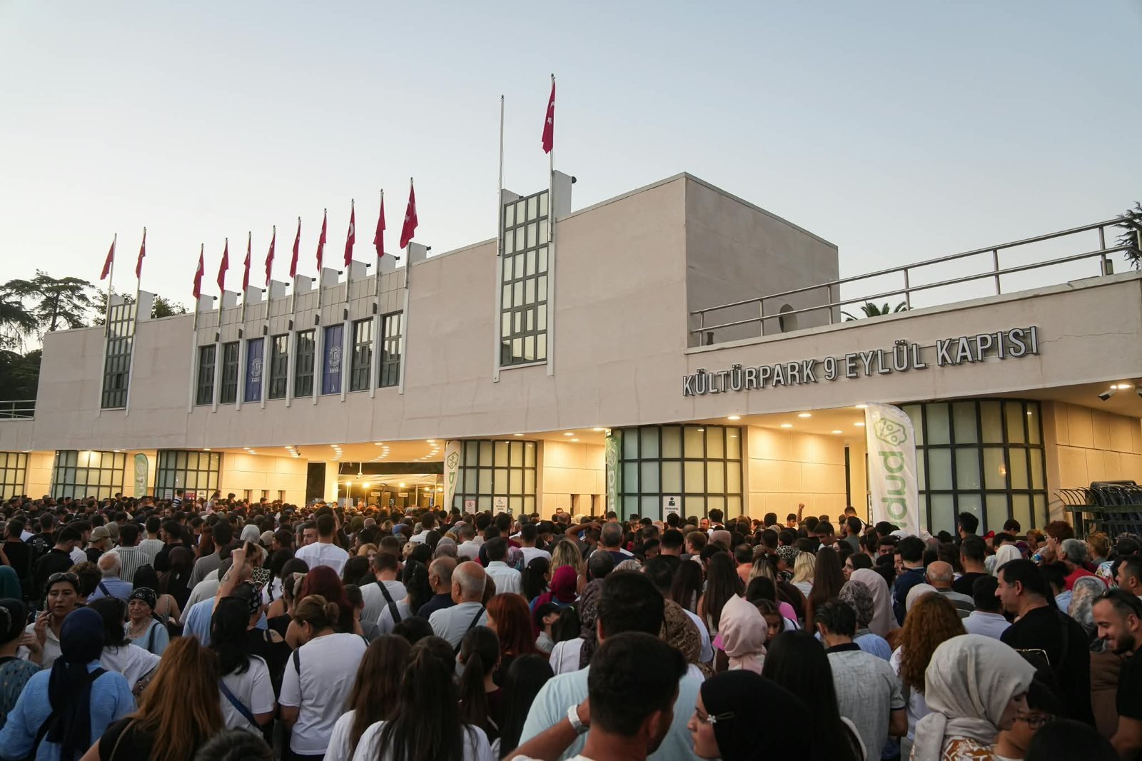 İzmir Enternasyonal Fuarı (İEF) 95’inci buluşmaya hazırlanıyor