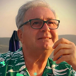 Mehmet Gülümser yazar fotoğrafı