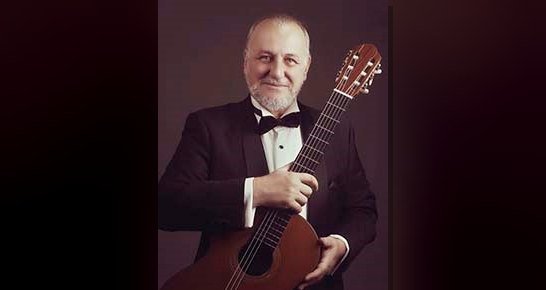 Klasik gitarın önde gelen isimlerinden, Hacettepe Ankara Devlet Konservatuvarı'nda gitar