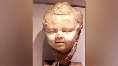 Bergama Arkeoloji Müzesi'nin değerli eserleri ve müzenin Mona Lisa'sı olarak
