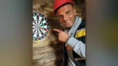 Cafe J9, Seferihisar yolu üzerinde hem kafe hem de ahşap