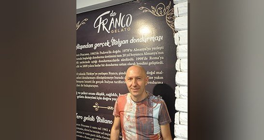 Alaçatı Hacı Memiş'te gerçek İtalyan dondurmasını sunan Da Franco Gelato'nun