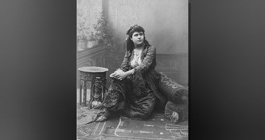 Osmanlı'dan Cumhuriyet'e fotoğrafçılığın gelişimi ve ilk Müslüman kadın fotoğrafçılar Naciye
