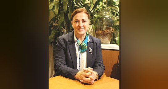 Başarılı kadınlar söyleşi dizisinde genç siyasetçi Nilay Kökkılınç, siyasette kadın