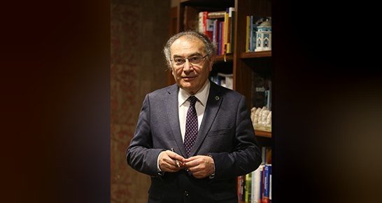 Psikiyatrist Prof. Dr. Nevzat Tarhan, kibrin ardındaki sıradan olma korkusunu