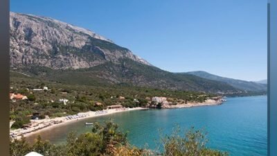 Kalabalıktan uzak, sessiz ve sakin bir tatil için Yunan adası