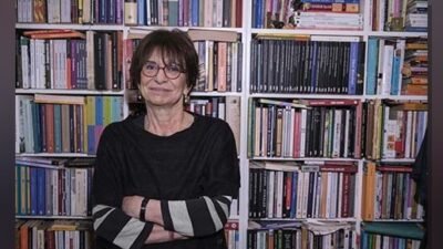 İzmir'de doğup büyüyen, Ege Üniversitesi mimarlık mezunu Hülda Öklem Süloş'un